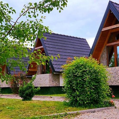 Resort La Familia بيهاتش المظهر الخارجي الصورة