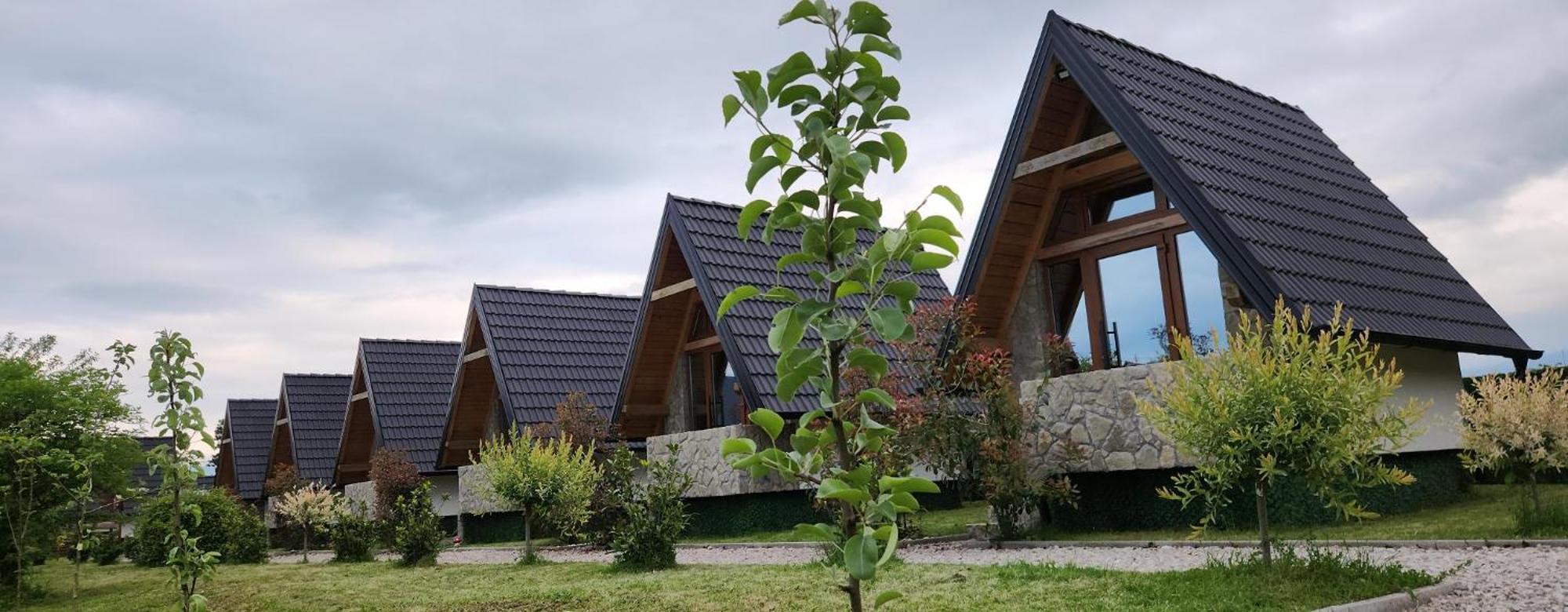 Resort La Familia بيهاتش المظهر الخارجي الصورة