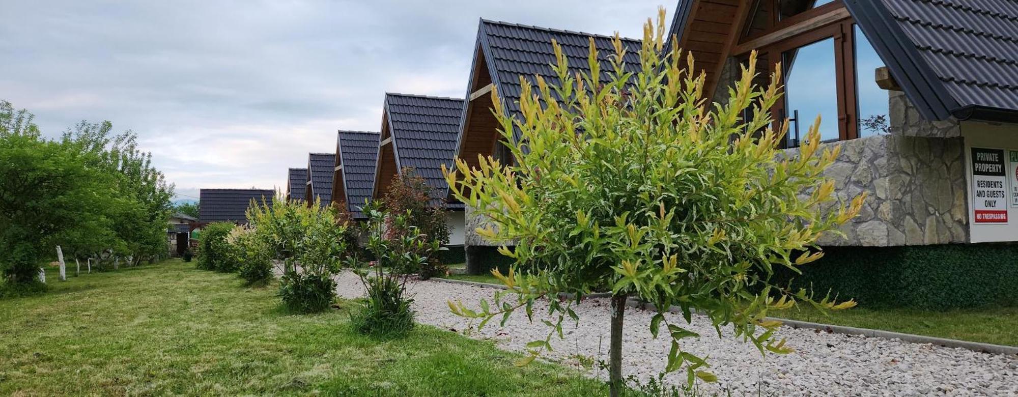 Resort La Familia بيهاتش المظهر الخارجي الصورة